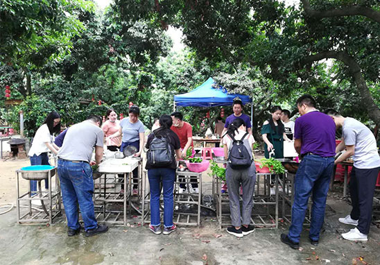 “挑戰(zhàn)自我，凝聚力量，熔煉一流團隊” 廣東優(yōu)科檢測戶外拓展活動